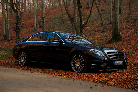 Mercedes Clase S con conductor